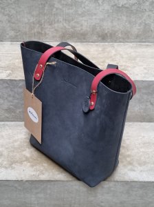 galerie/001 Taschen/001 Alia/resized/T0117 (2022-02-09) 02_small.jpg